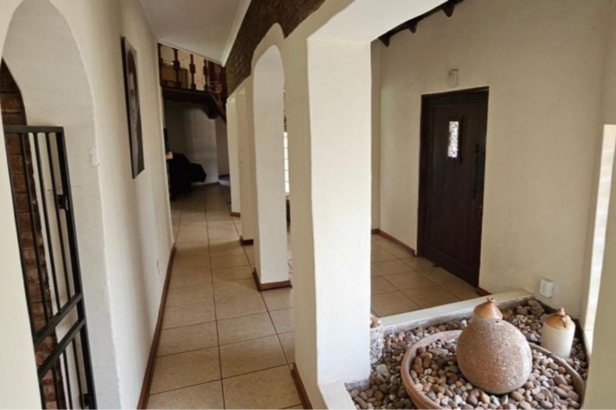 6 Bedroom Property for Sale in Delmas Mpumalanga