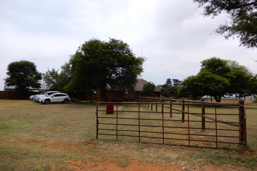 6 Bedroom Property for Sale in Delmas Mpumalanga