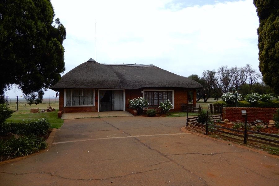 6 Bedroom Property for Sale in Delmas Mpumalanga