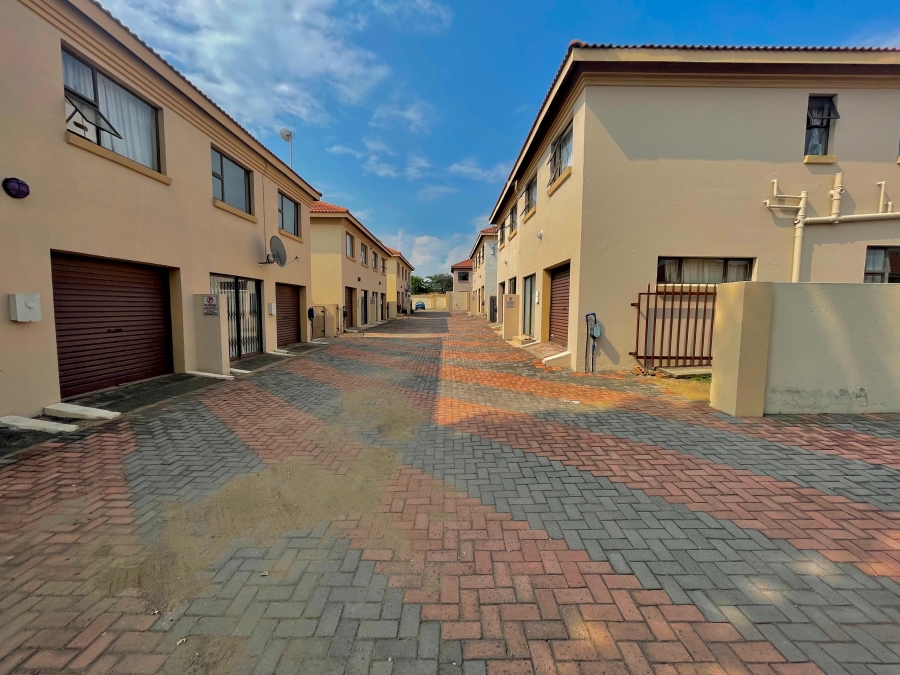 3 Bedroom Property for Sale in Secunda Mpumalanga