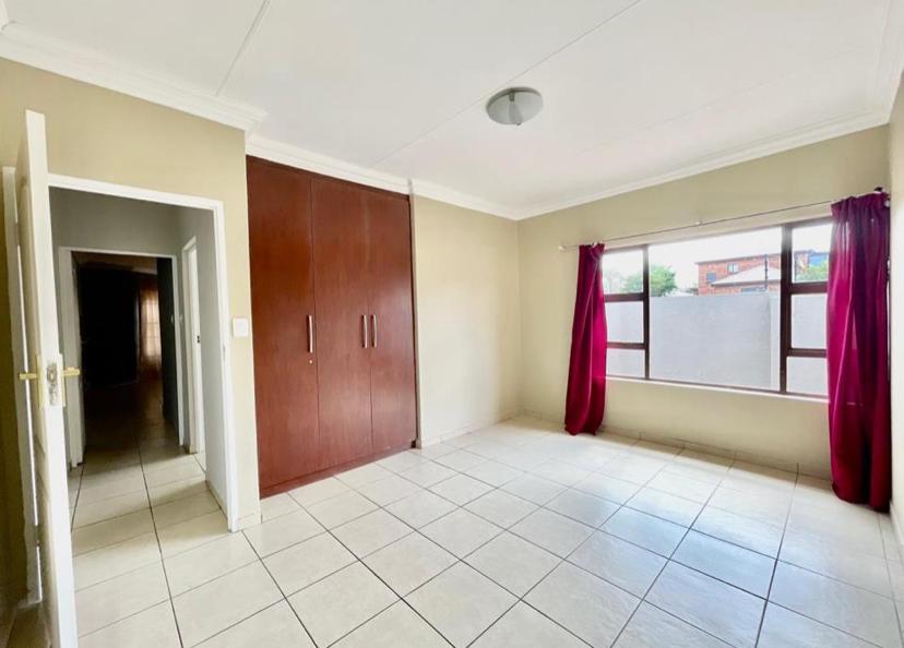 4 Bedroom Property for Sale in Aerorand South Mpumalanga