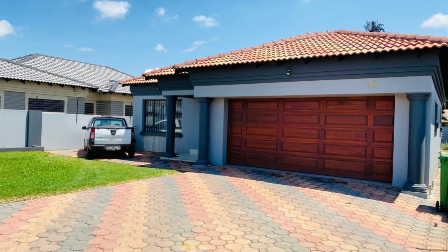 4 Bedroom Property for Sale in Aerorand South Mpumalanga