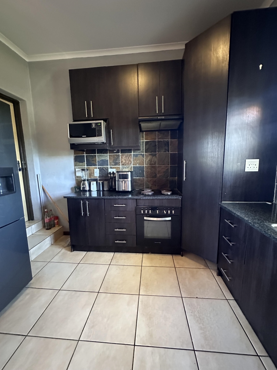 3 Bedroom Property for Sale in Stonehenge Mpumalanga