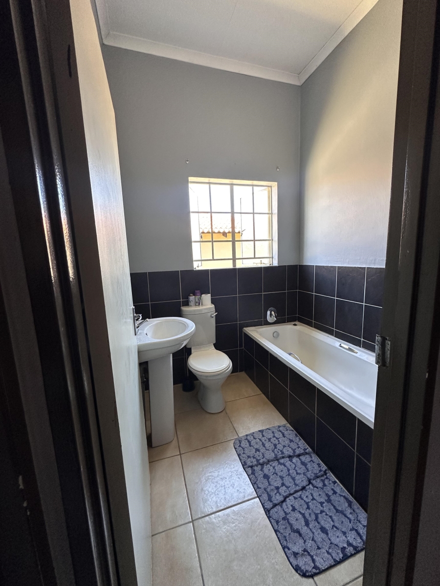 3 Bedroom Property for Sale in Stonehenge Mpumalanga