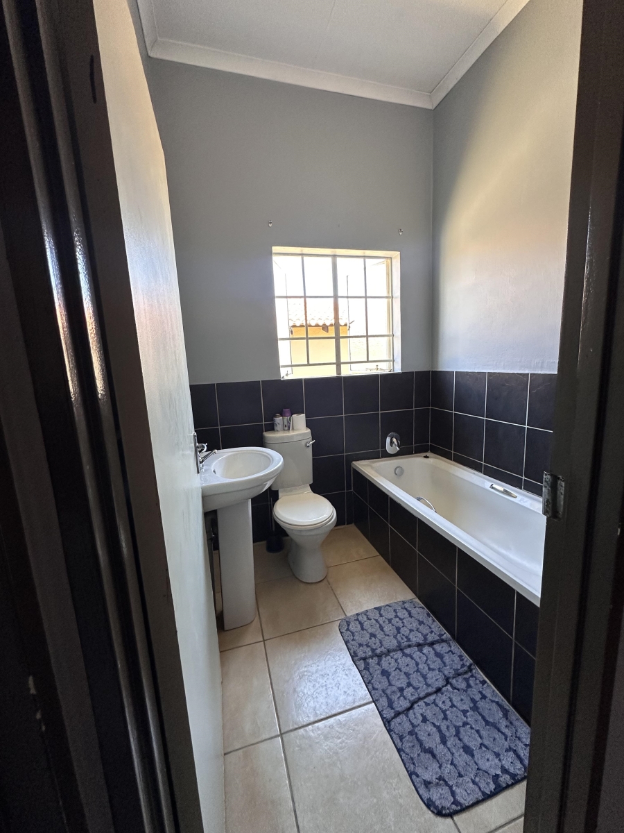 3 Bedroom Property for Sale in Stonehenge Mpumalanga