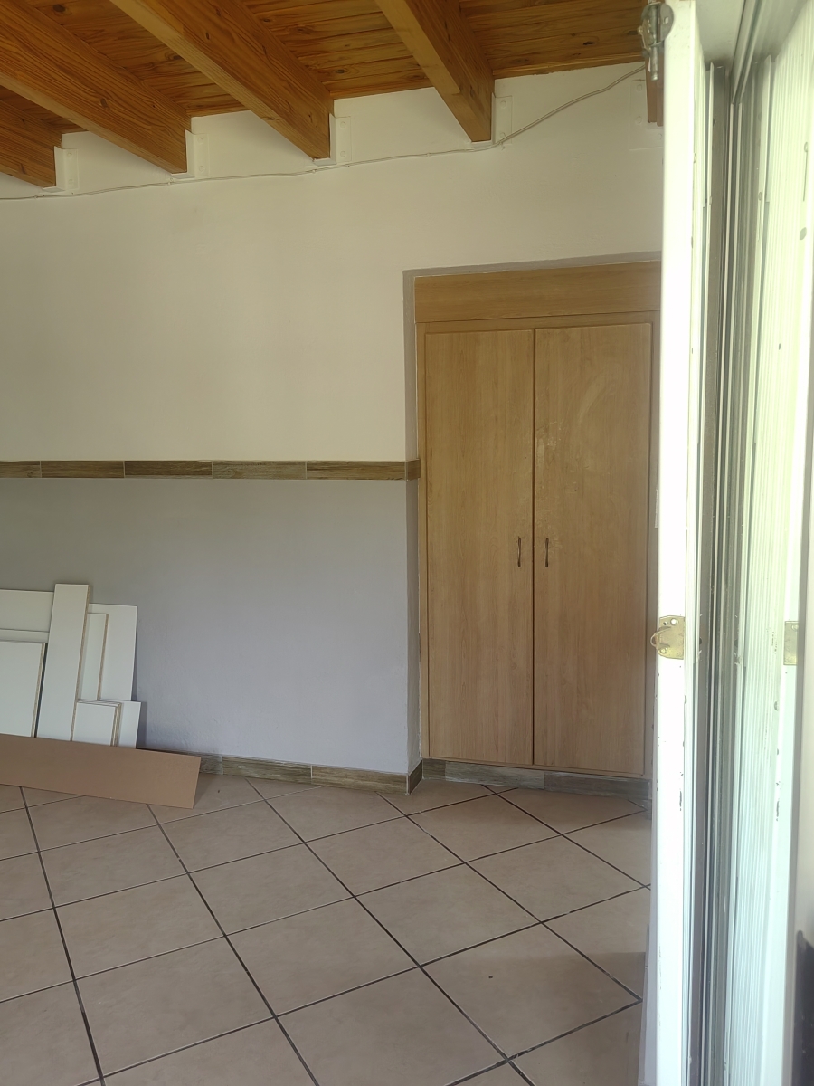 6 Bedroom Property for Sale in Stonehenge Mpumalanga