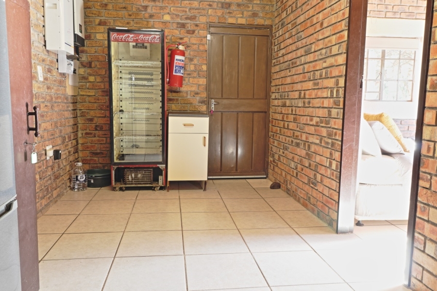 4 Bedroom Property for Sale in Marloth Park Mpumalanga