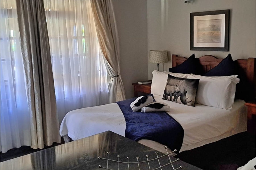 11 Bedroom Property for Sale in Marloth Park Mpumalanga