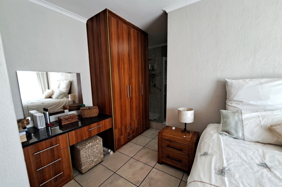 3 Bedroom Property for Sale in Sonheuwel Ext 1 Mpumalanga