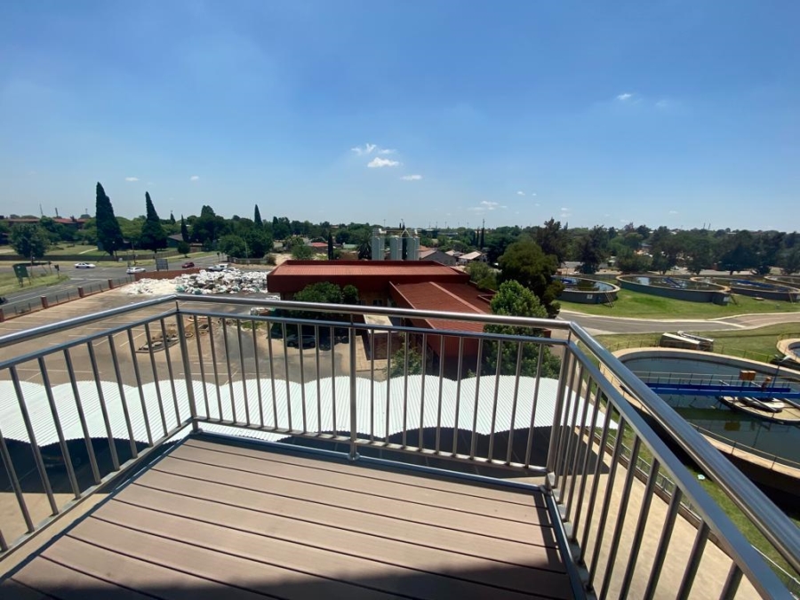 Commercial Property for Sale in Die Heuwel Ext 1 Mpumalanga
