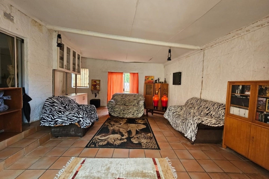 5 Bedroom Property for Sale in Barberton Mpumalanga