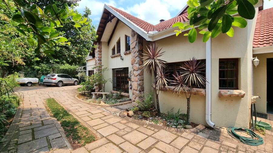 4 Bedroom Property for Sale in White River Ext 18 Mpumalanga