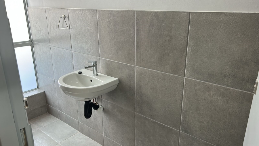 To Let commercial Property for Rent in Riverside Park Mpumalanga