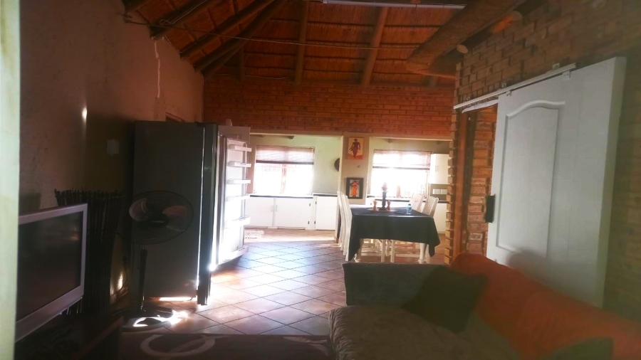 6 Bedroom Property for Sale in Rietkol AH Mpumalanga