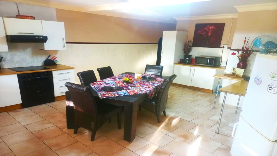 6 Bedroom Property for Sale in Rietkol AH Mpumalanga