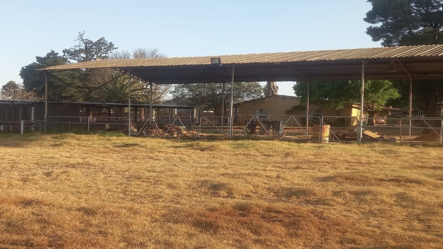 6 Bedroom Property for Sale in Rietkol AH Mpumalanga