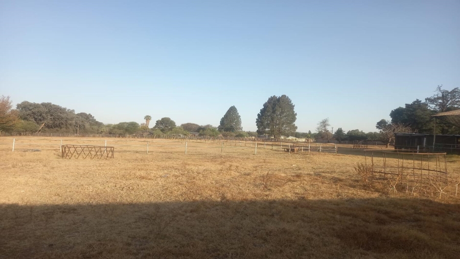 6 Bedroom Property for Sale in Rietkol AH Mpumalanga