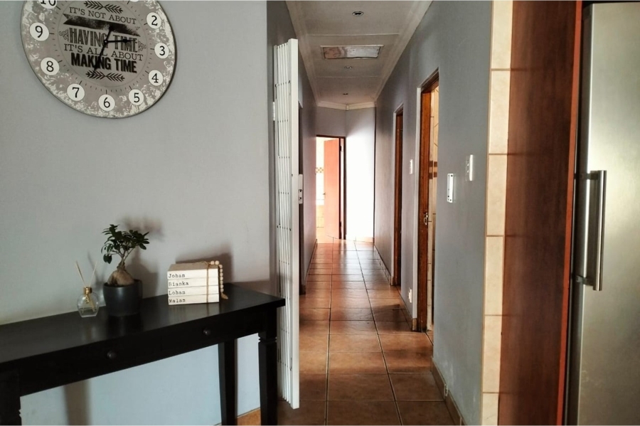 3 Bedroom Property for Sale in Aerorand Mpumalanga