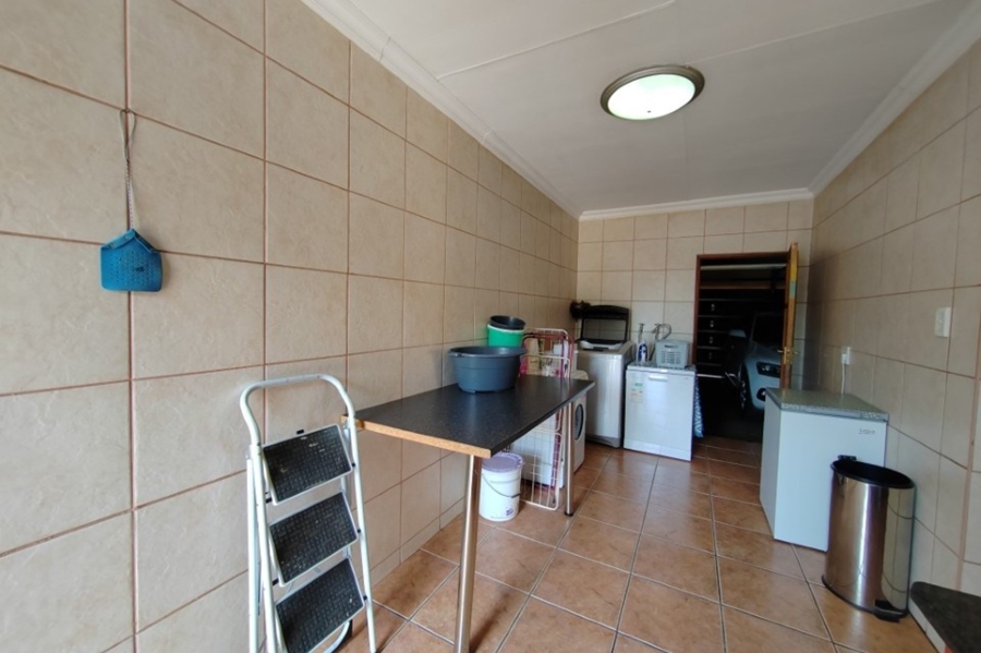 3 Bedroom Property for Sale in Aerorand Mpumalanga