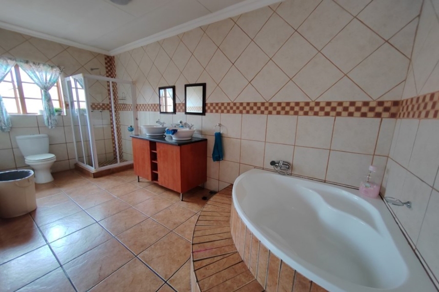 3 Bedroom Property for Sale in Aerorand Mpumalanga