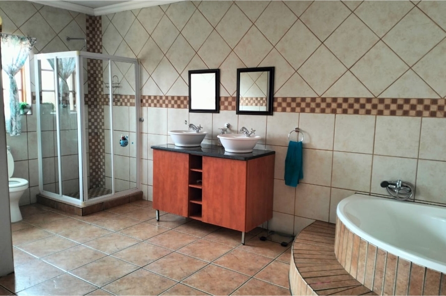 3 Bedroom Property for Sale in Aerorand Mpumalanga