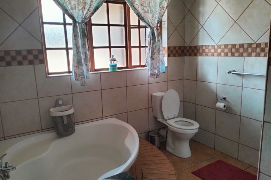 3 Bedroom Property for Sale in Aerorand Mpumalanga