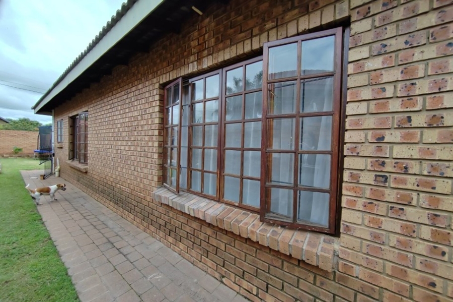 3 Bedroom Property for Sale in Aerorand Mpumalanga