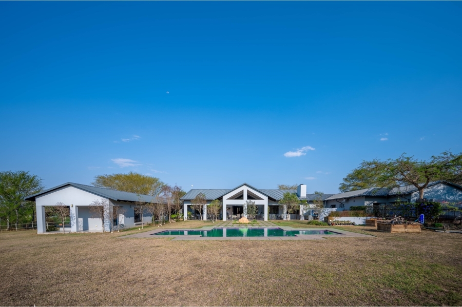 5 Bedroom Property for Sale in Waterberry Country Estate Mpumalanga