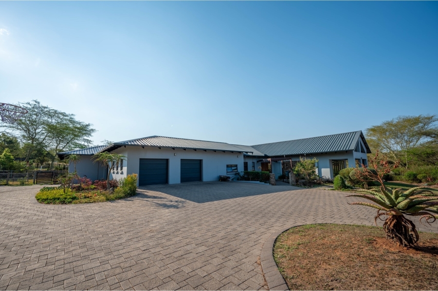 5 Bedroom Property for Sale in Waterberry Country Estate Mpumalanga