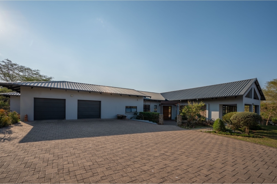 5 Bedroom Property for Sale in Waterberry Country Estate Mpumalanga