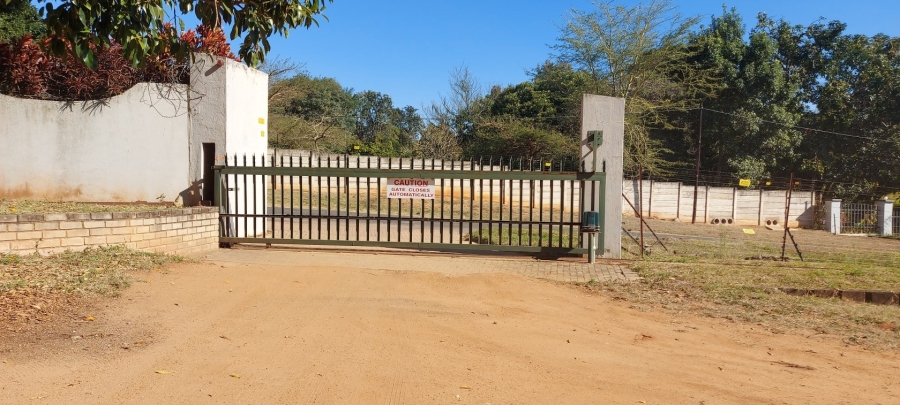 To Let 1 Bedroom Property for Rent in White River Mpumalanga