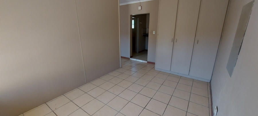 To Let 1 Bedroom Property for Rent in White River Mpumalanga