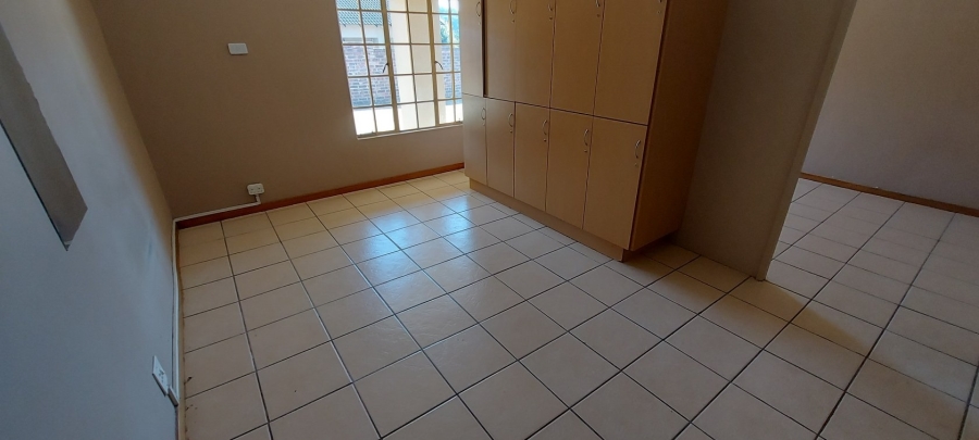 To Let 1 Bedroom Property for Rent in White River Rural Mpumalanga