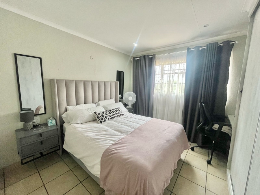 2 Bedroom Property for Sale in Nelspruit Ext 11 Mpumalanga