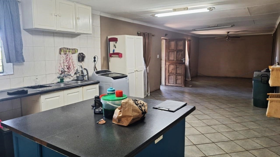 7 Bedroom Property for Sale in Standerton Rural Mpumalanga