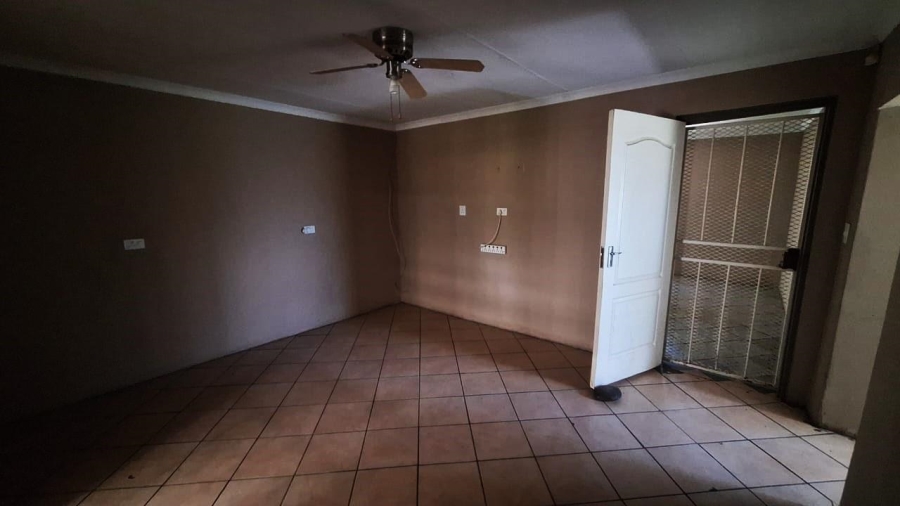 7 Bedroom Property for Sale in Standerton Rural Mpumalanga
