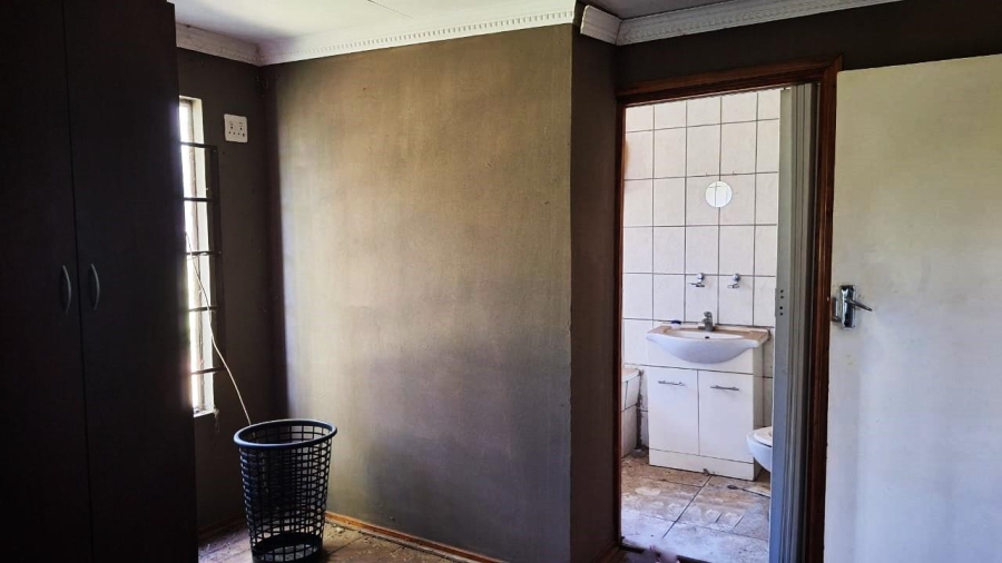 7 Bedroom Property for Sale in Standerton Rural Mpumalanga