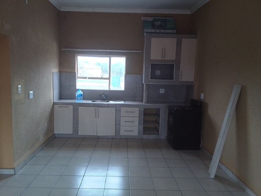 To Let 2 Bedroom Property for Rent in Kamhlushwa Mpumalanga