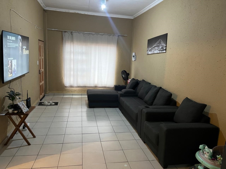 To Let 2 Bedroom Property for Rent in Kamhlushwa Mpumalanga