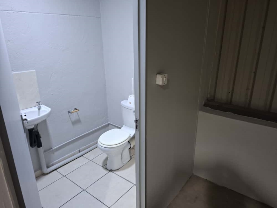 To Let commercial Property for Rent in Riverside Park Mpumalanga