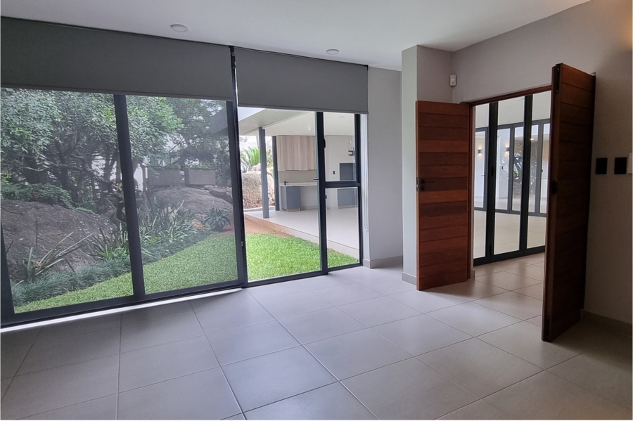 3 Bedroom Property for Sale in Sonheuwel Ext 1 Mpumalanga