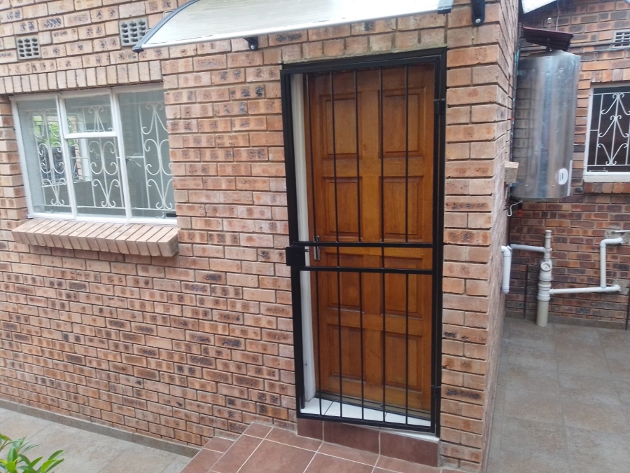 To Let 1 Bedroom Property for Rent in Valencia Park Mpumalanga