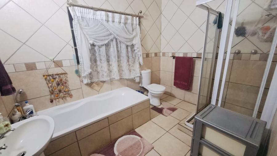 4 Bedroom Property for Sale in Botleng Mpumalanga