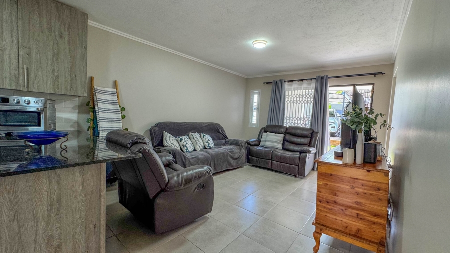 2 Bedroom Property for Sale in Stonehenge Ext 1 Mpumalanga