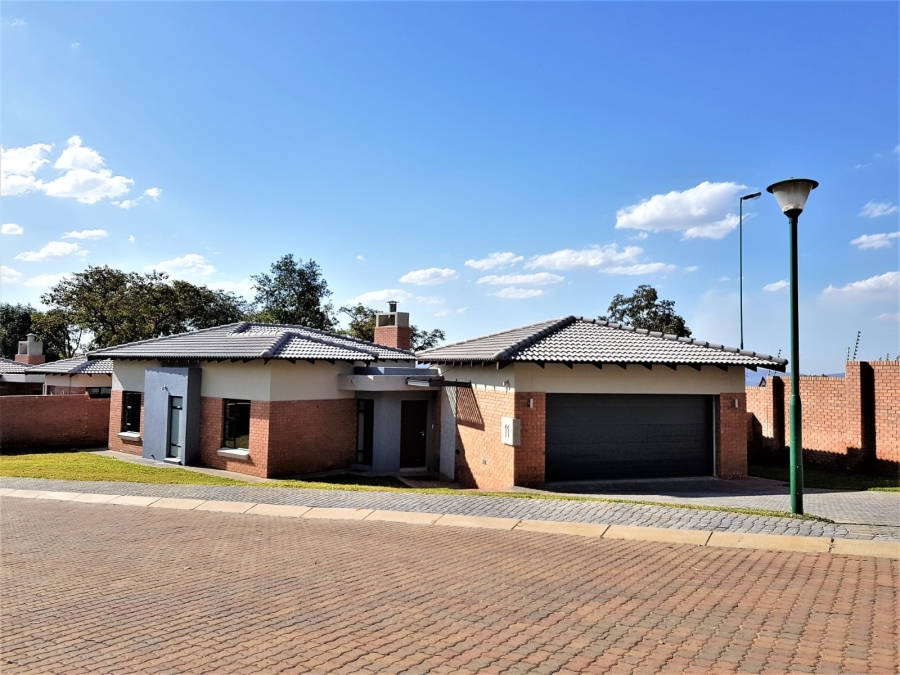 3 Bedroom Property for Sale in Sonheuwel Ext 1 Mpumalanga