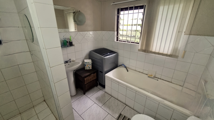 2 Bedroom Property for Sale in Nelspruit Ext 2 Mpumalanga