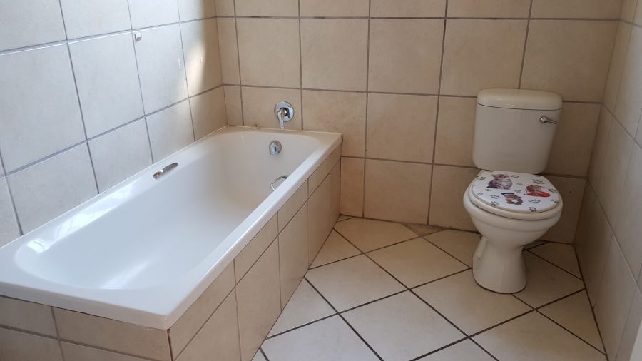 To Let 3 Bedroom Property for Rent in Nelspruit Ext 1 Mpumalanga