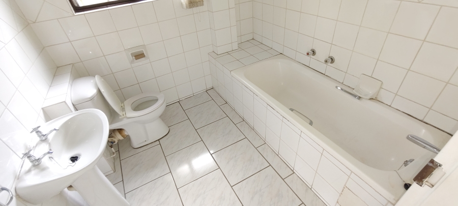 3 Bedroom Property for Sale in Nelspruit Ext 2 Mpumalanga