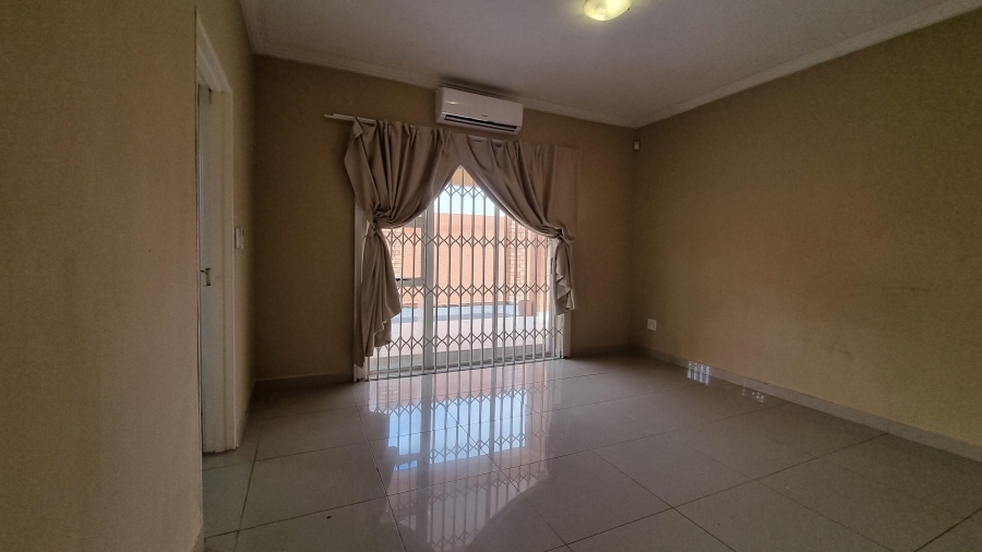 To Let 4 Bedroom Property for Rent in Steiltes Mpumalanga