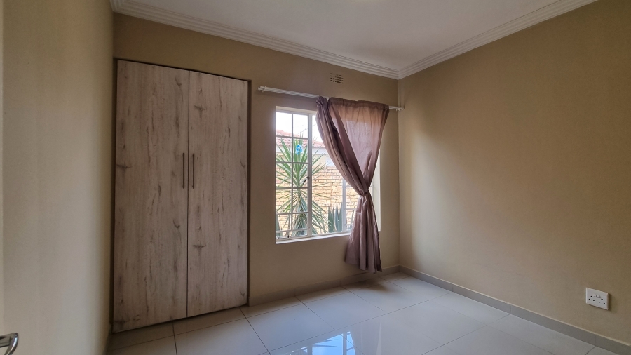 To Let 4 Bedroom Property for Rent in Steiltes Mpumalanga